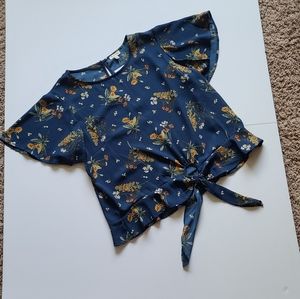 Lilly white L flowy shirt